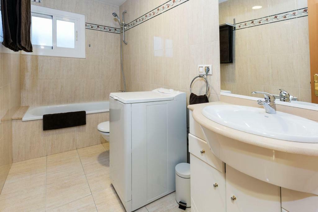 Apartamento Cal Cinque La Seu d'Urgell Exterior foto